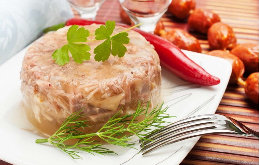 Холодец из свиных ножек, рульки и говядины с желатином - рецепт с пошаговыми фото